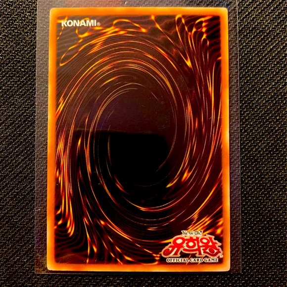 Red - Eyes B. Dragon (Legendary) - Picture 2 of 2